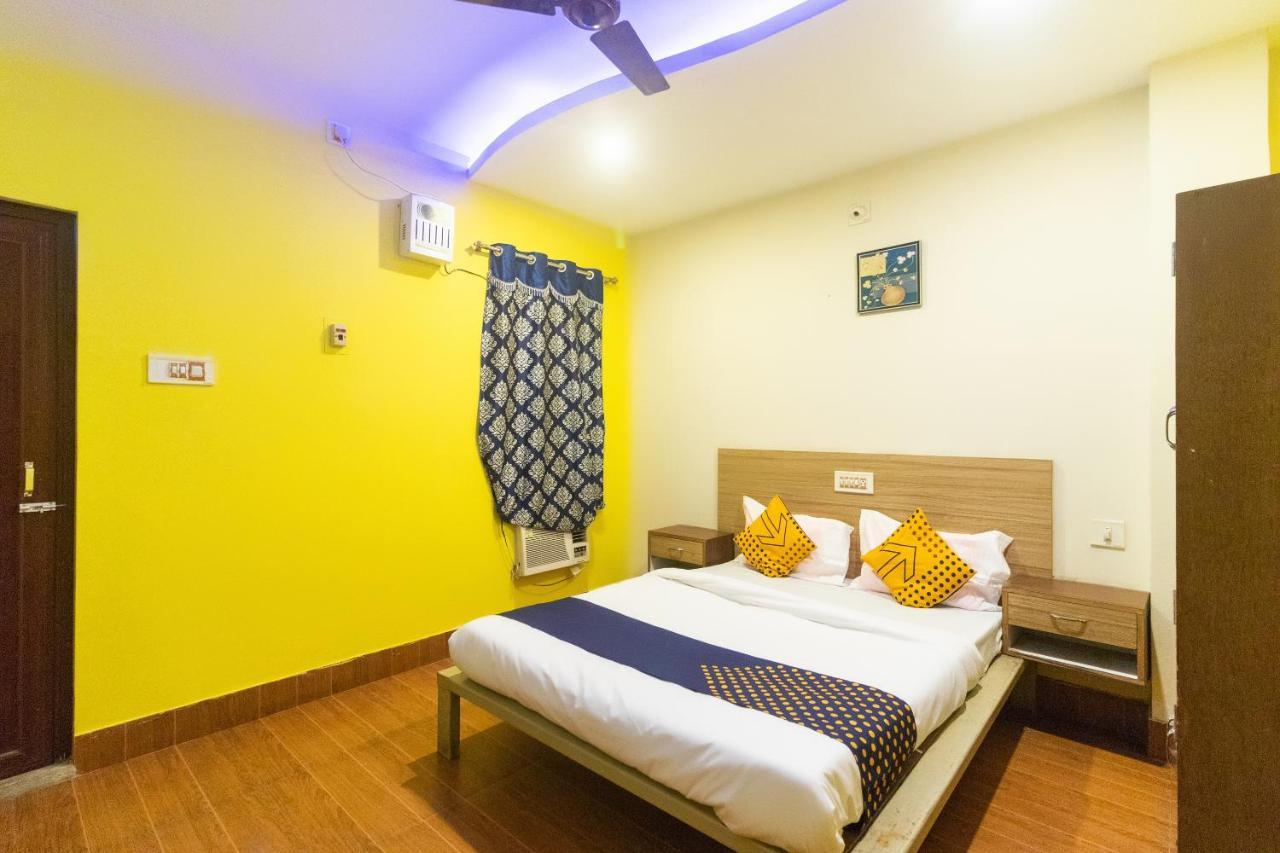 Spot On Prabir Residency Inn Urāli Extérieur photo